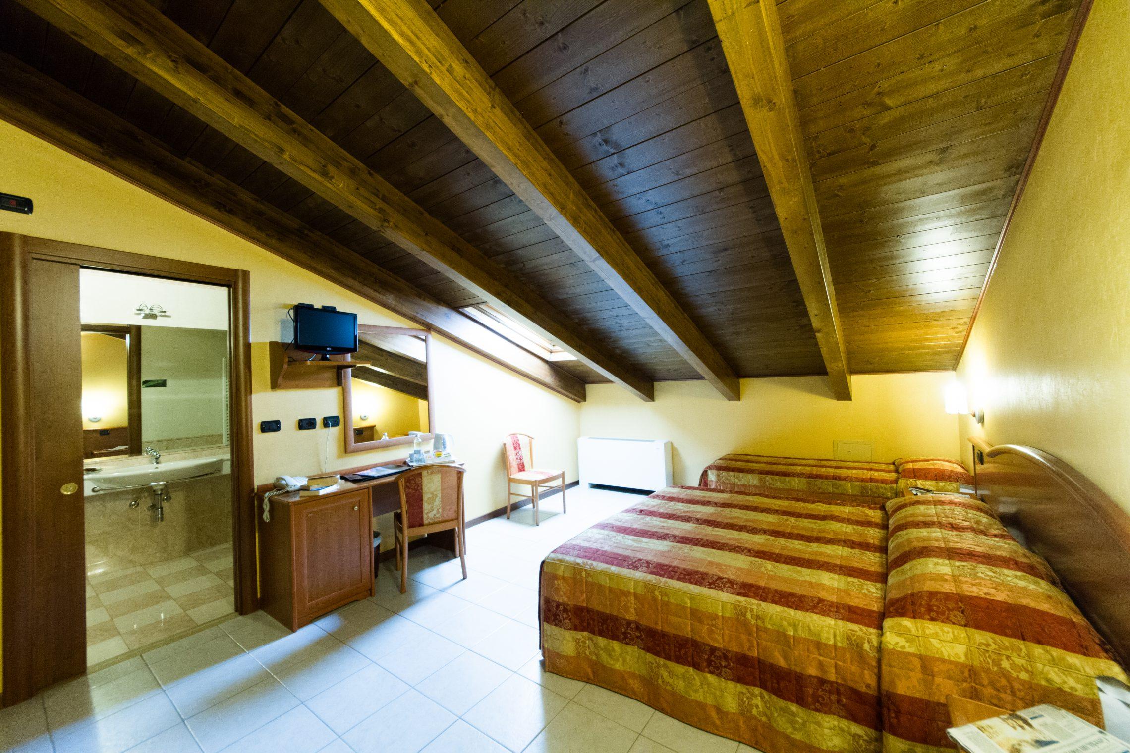 Vald Hotel Валь-делла-Торре Экстерьер фото