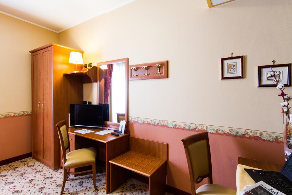 Vald Hotel Валь-делла-Торре Экстерьер фото